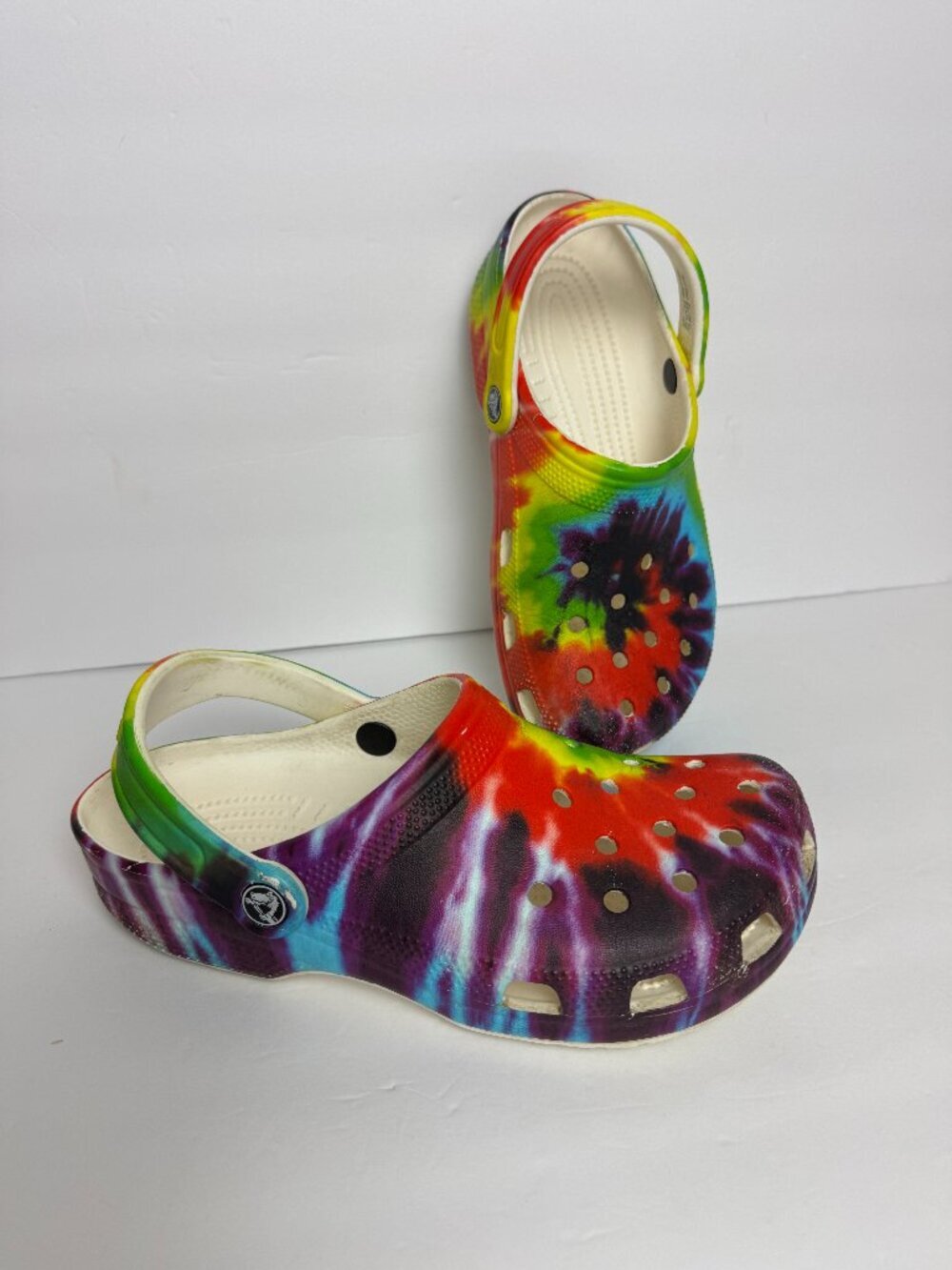 CROCS Classic Clogs  Multicolor Rainbow Graphic Unisex M6 / W8